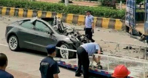 汕尾偷车爆料事件最新进展,警方全力追查，嫌疑人落网在即